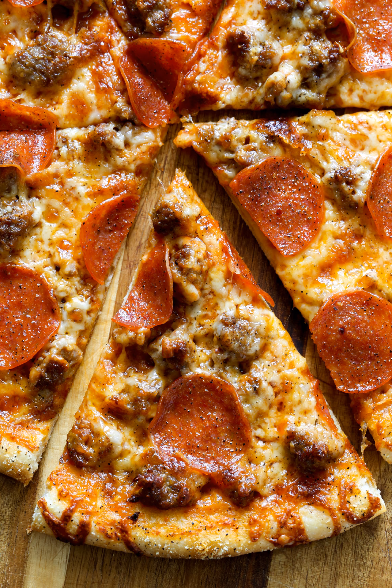 How do you make a good Italian sausage pizza?