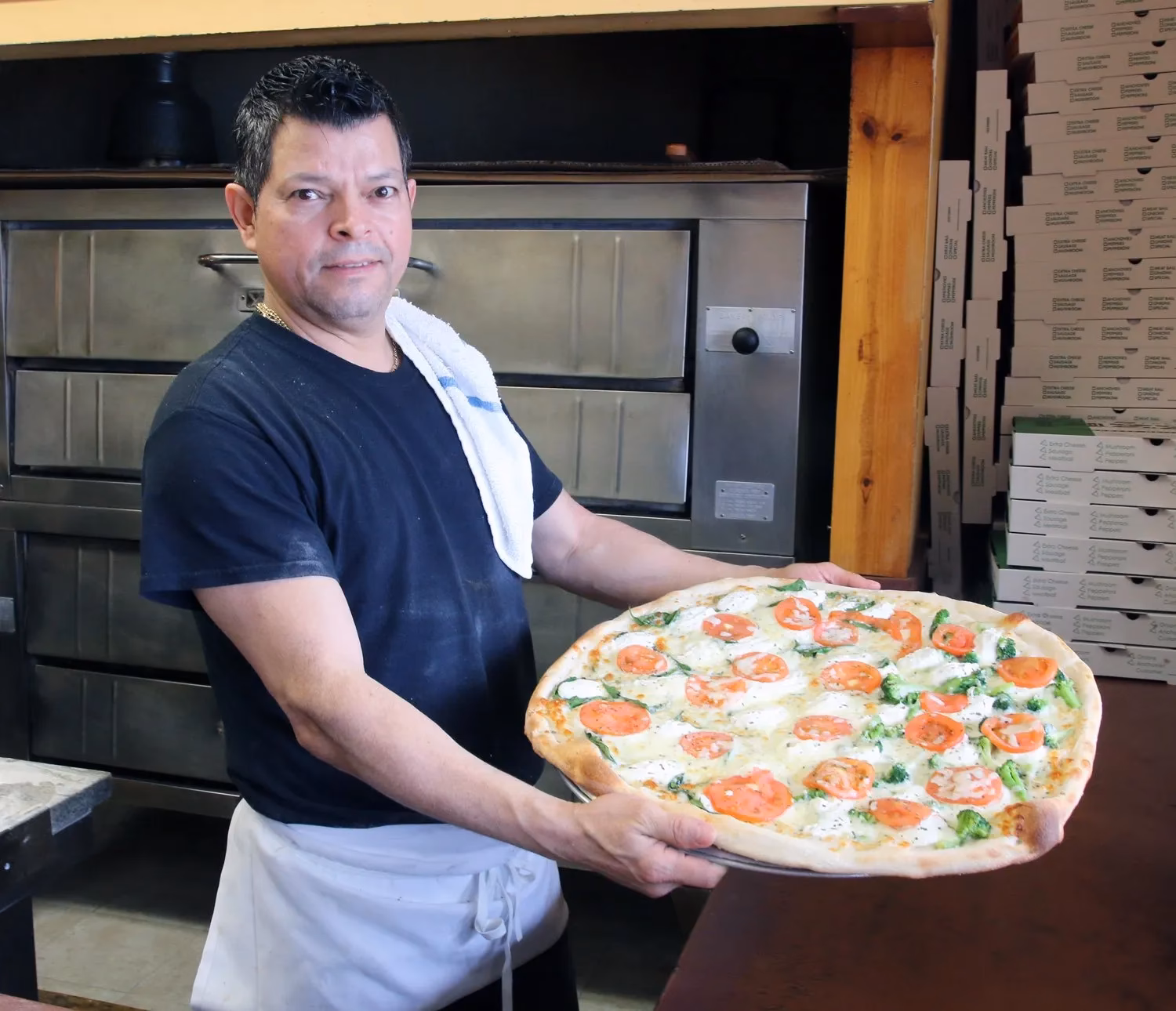 What is the best pizza at Anthony's pizza & pasta?