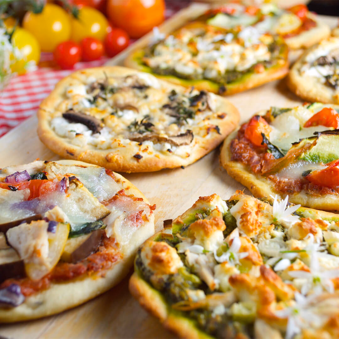 How do you make a homemade pizza?