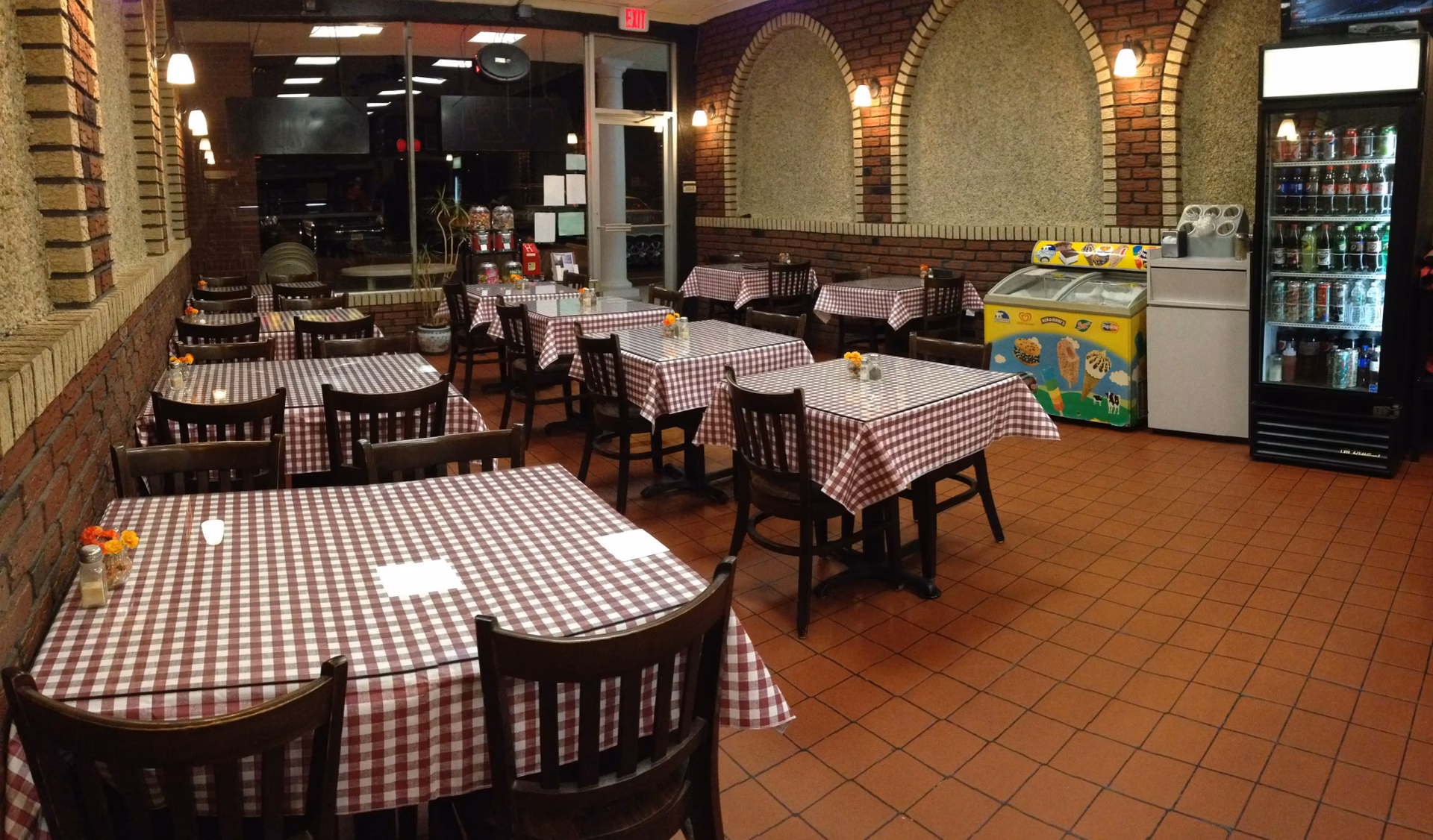Does slice deliver to Baldwin pizzeria?