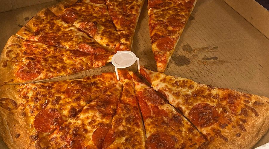 What is the best pizza in Manhattan Beach?