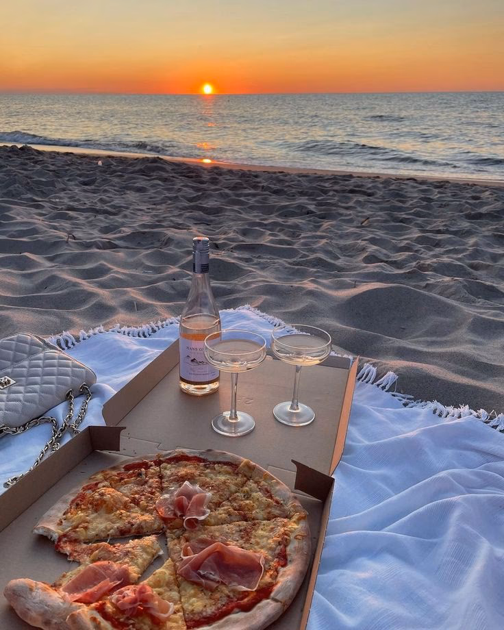 What wine goes with a classic pizza?