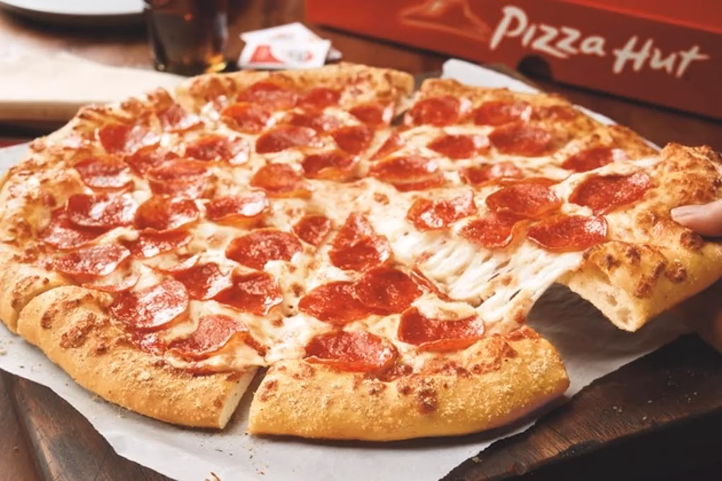 Are Pizza Hut stock photos royalty-free?