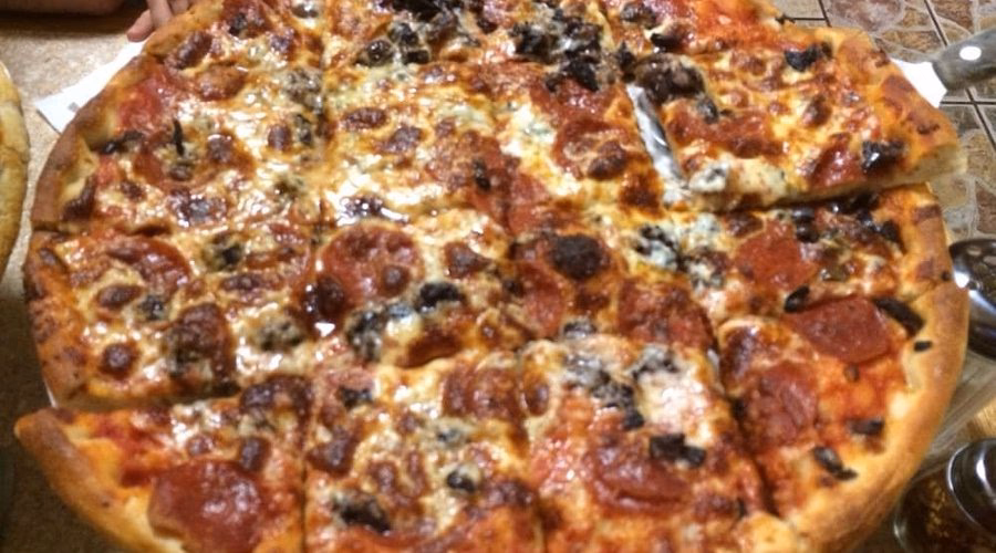 Who is Big Louie's pizzeria?