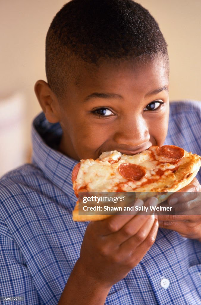 How do you play Pizzaboy?