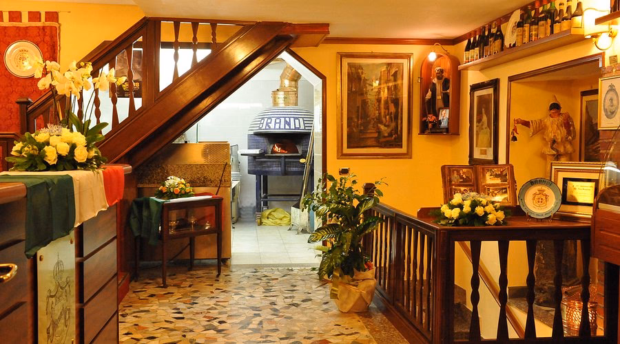 Who owns Brandi pizza?