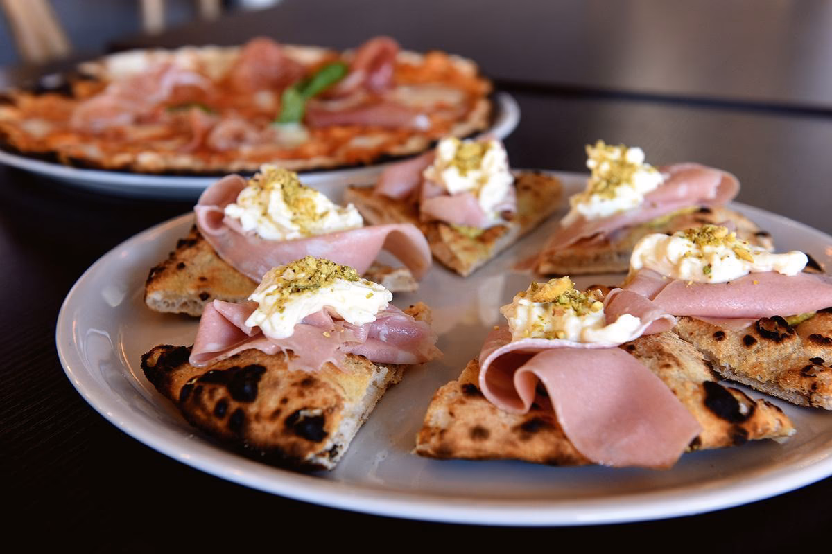 What to eat at La Lupa?