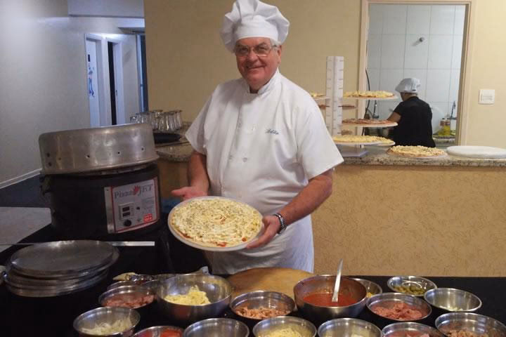 O que a empresa de buffet à domicílio oferece?