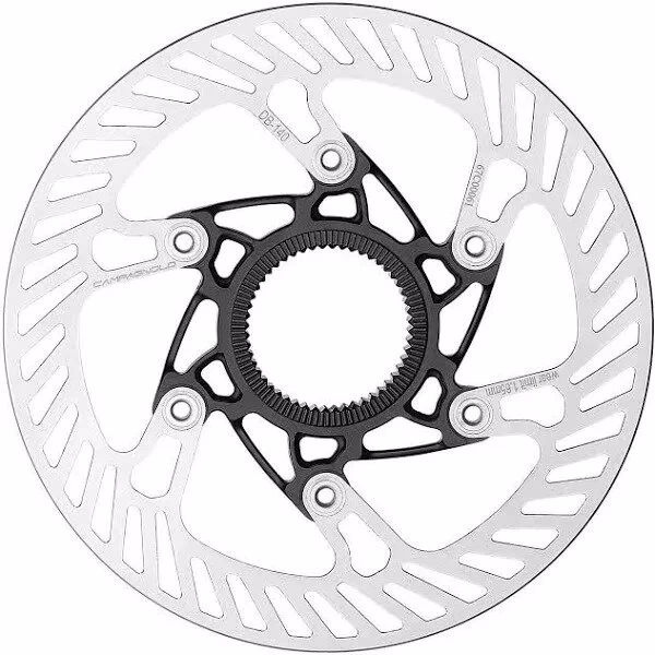 Does the kitchy pizza cutter have a no-handle handle?