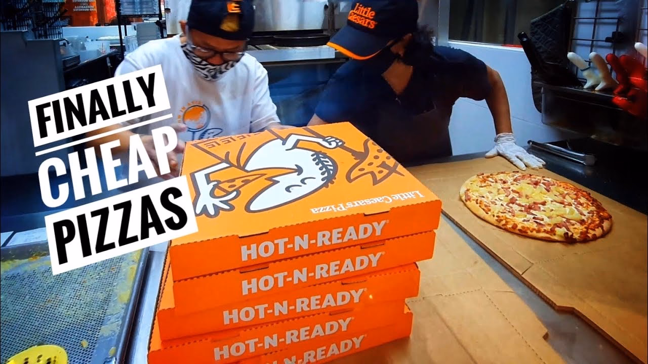 How much does a pizza cost in Singapore?