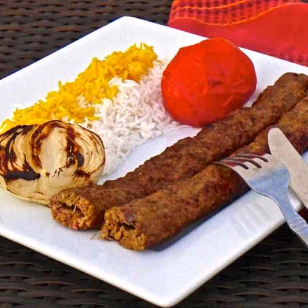 How do you make kebabs from ground meat?