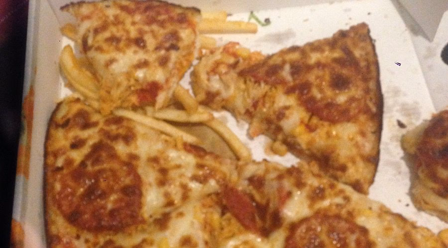 Where to eat pizza in prestonne?