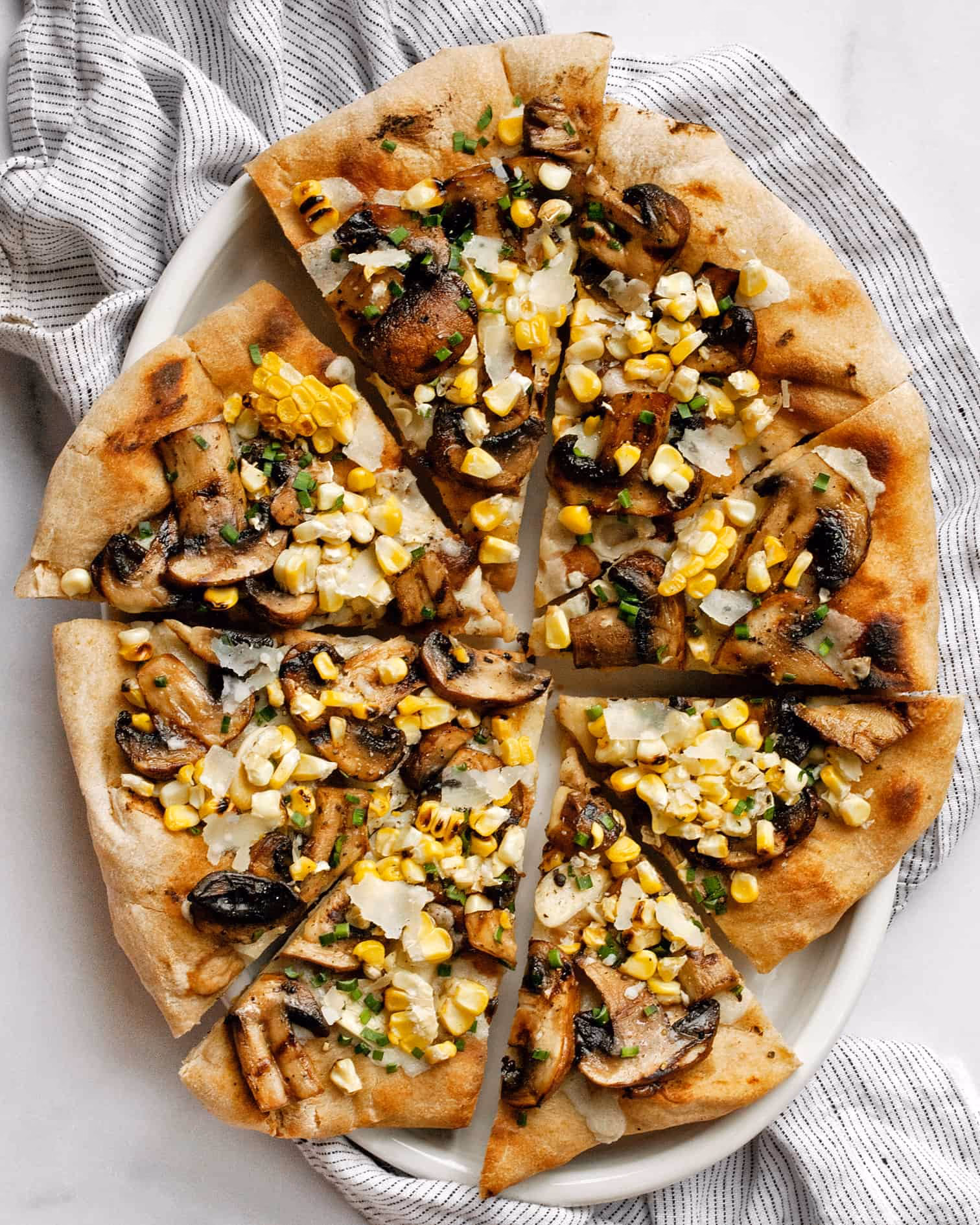 How do you cook a pizza in a crock pot?