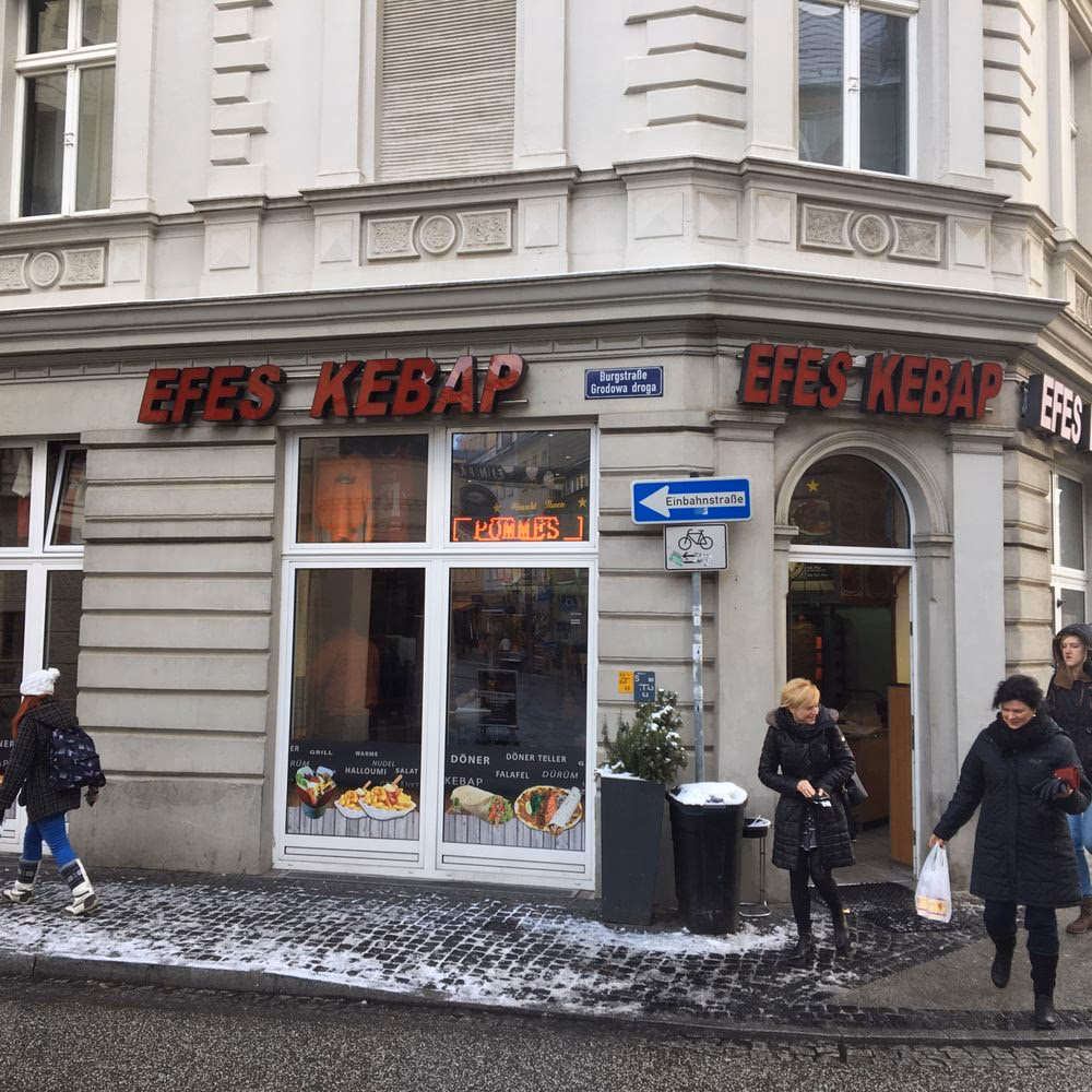 Welche Städte liegen in der Nähe von Cottbus?