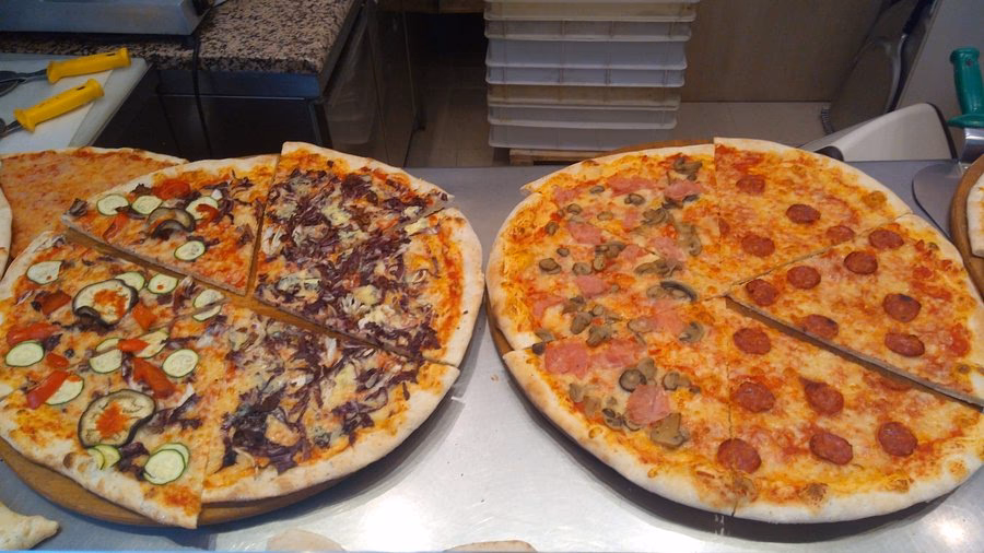 Is crazy Pizza a good place to eat in Venice?