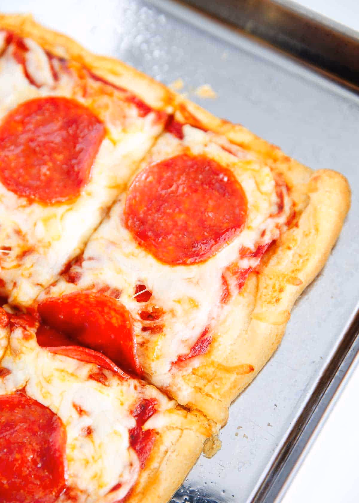 What is crescent Roll Pizza?