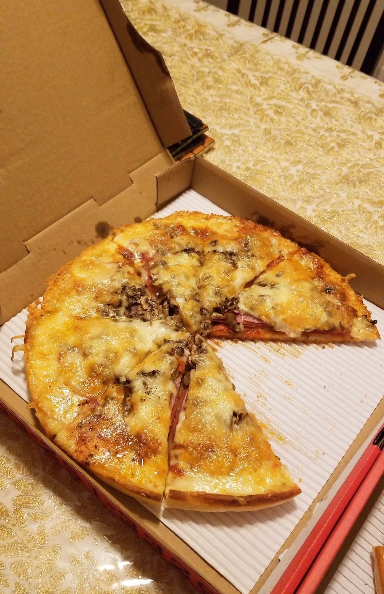 How do I order from crispy crust pizzeria online?