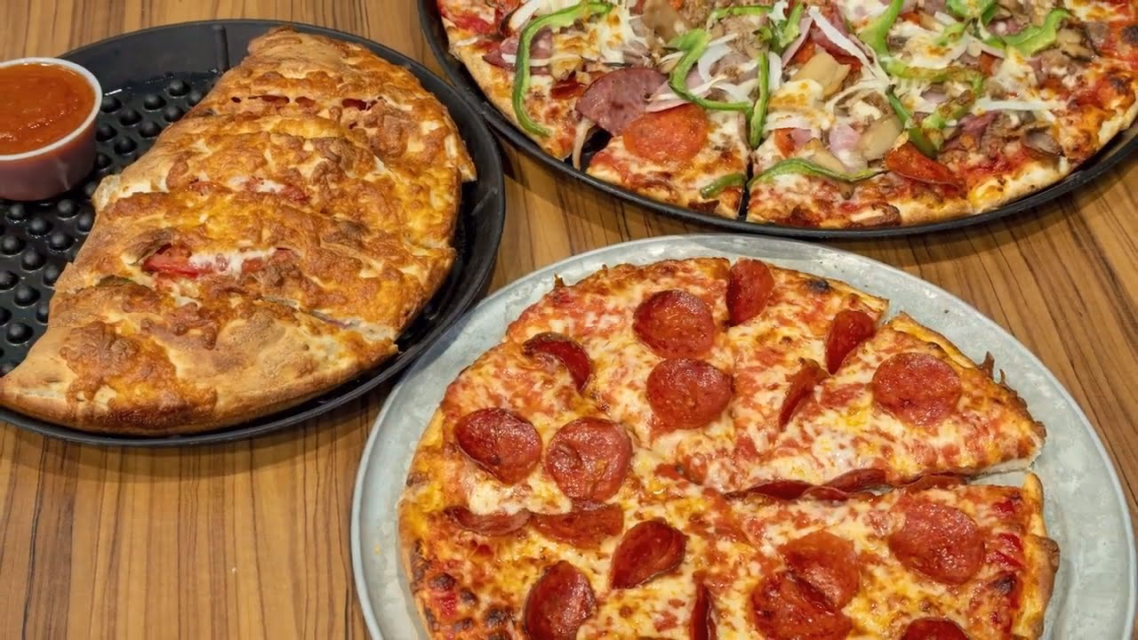 How long has the Cumberland House of pizza been in business?