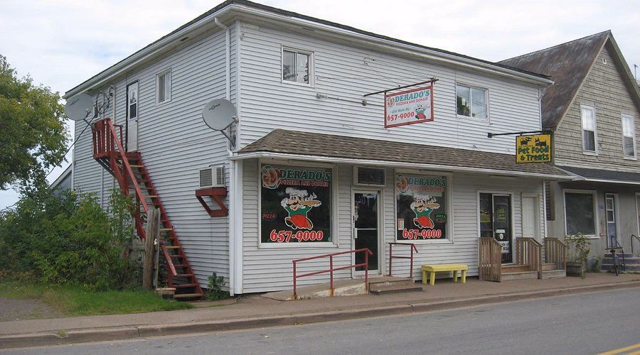 Is Derado's a good place to eat on the north shore?