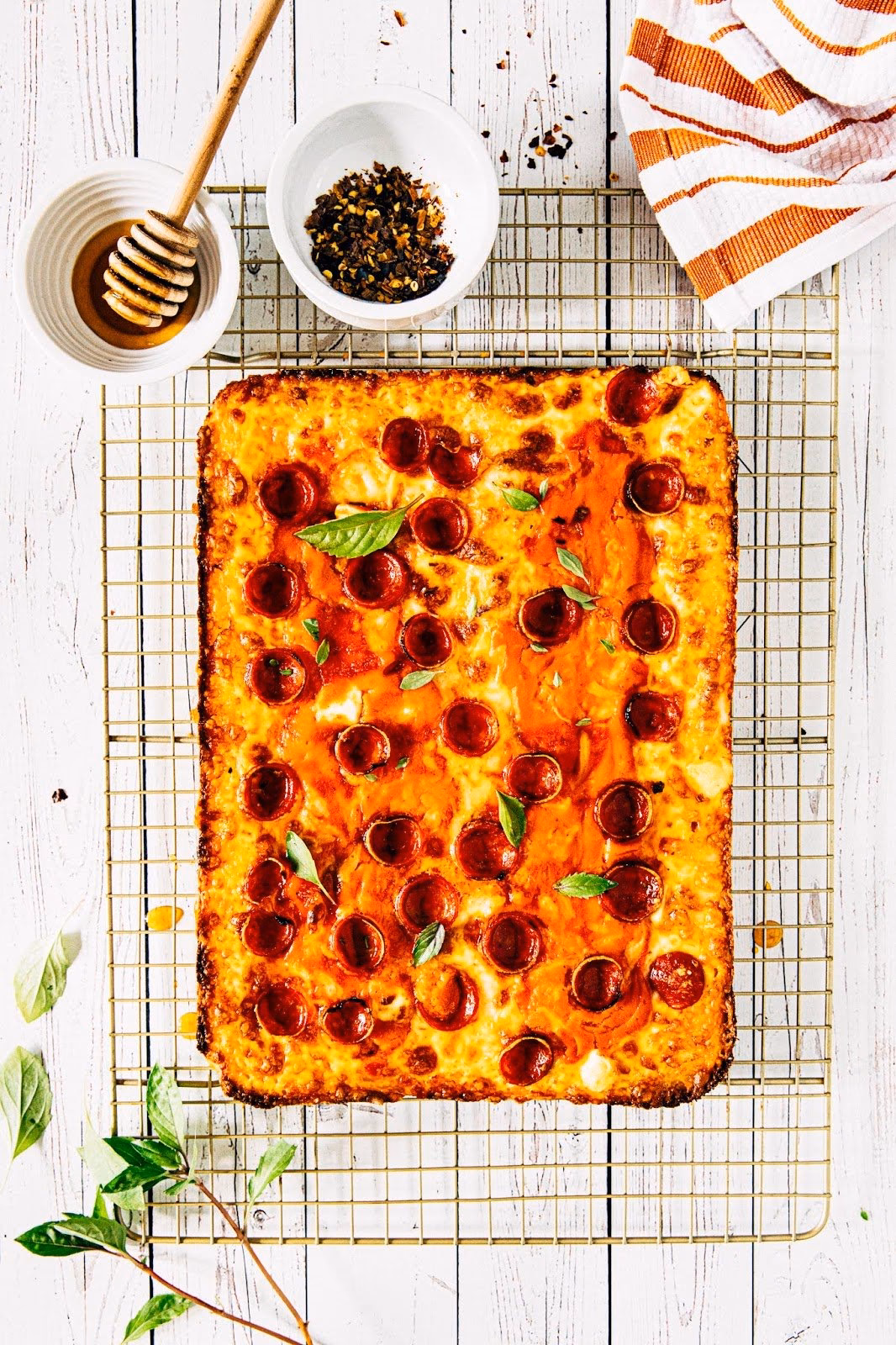 Does Detroit pizza have cheese?