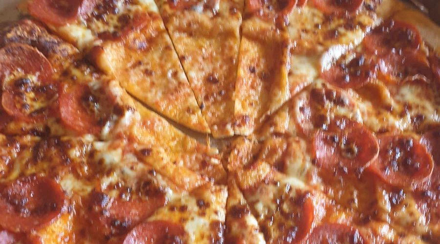 What are Domino's Pizza Crewe business hours?