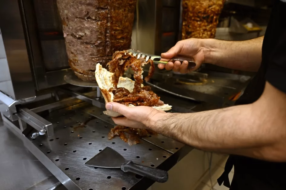 ¿Qué diferencia hay entre Döner y kebap?