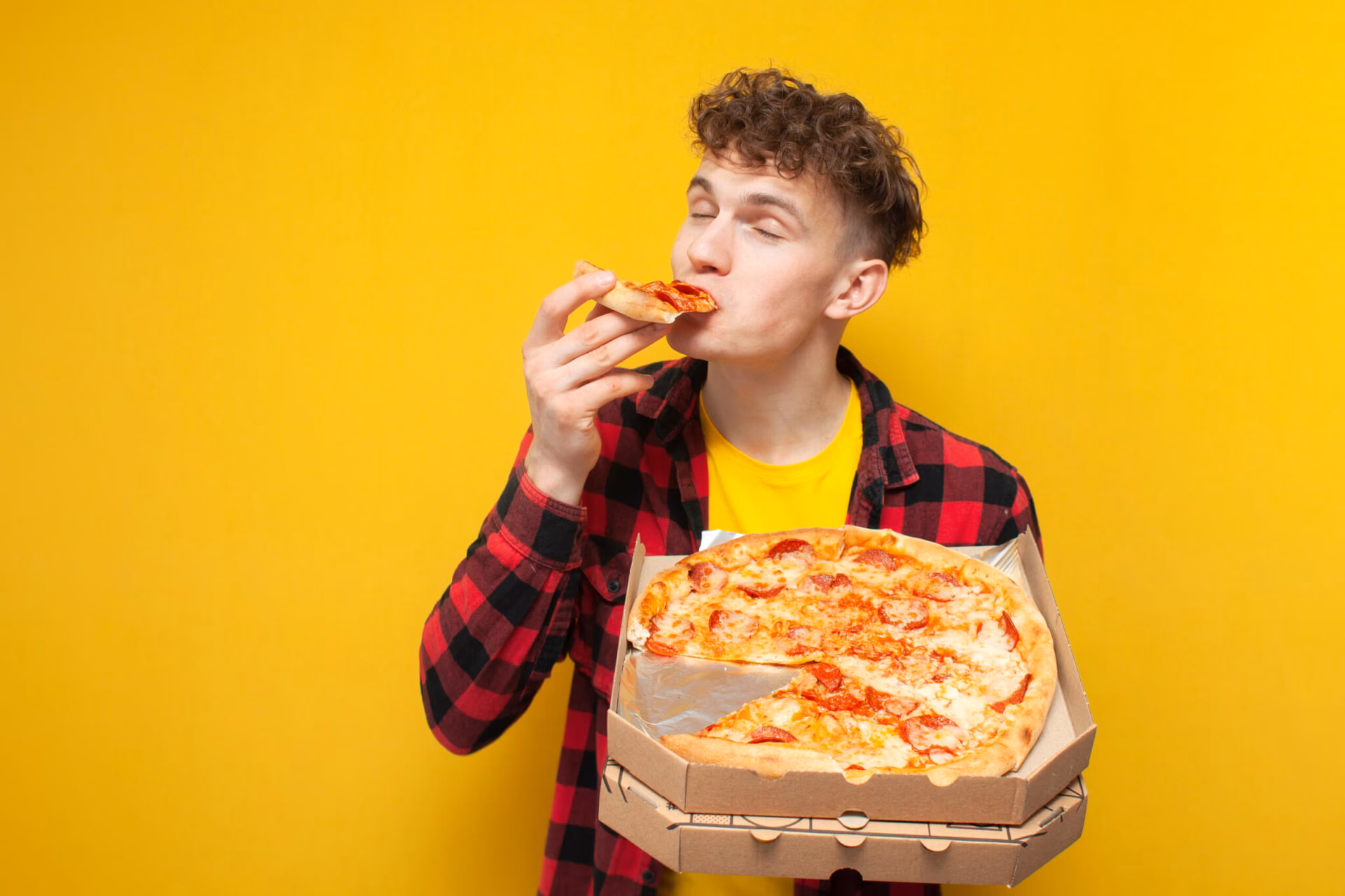 How do you eat pizza the way you feel?