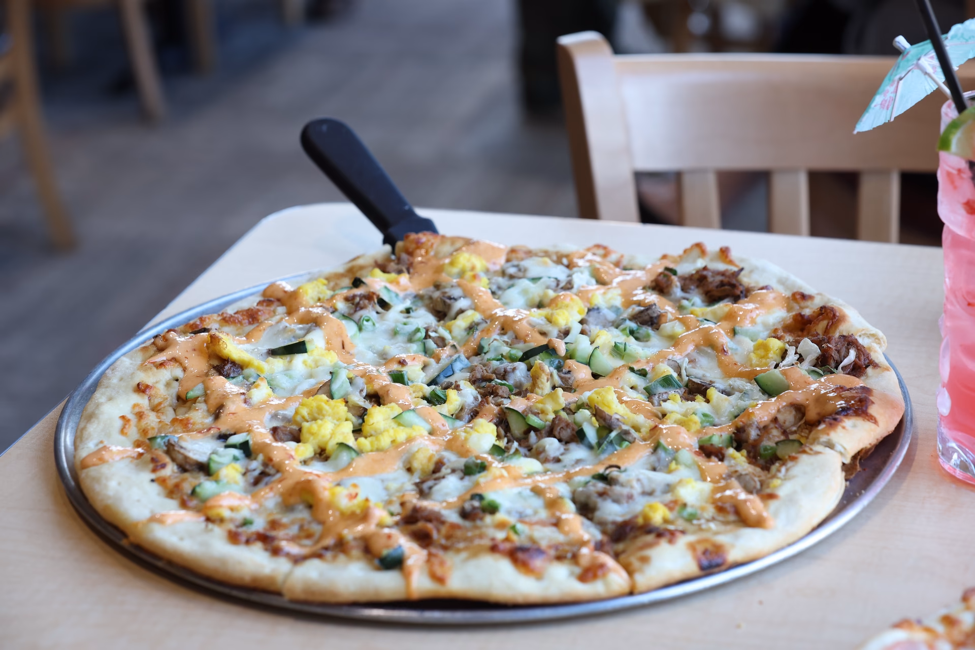 How much does Fong's pizza cost?