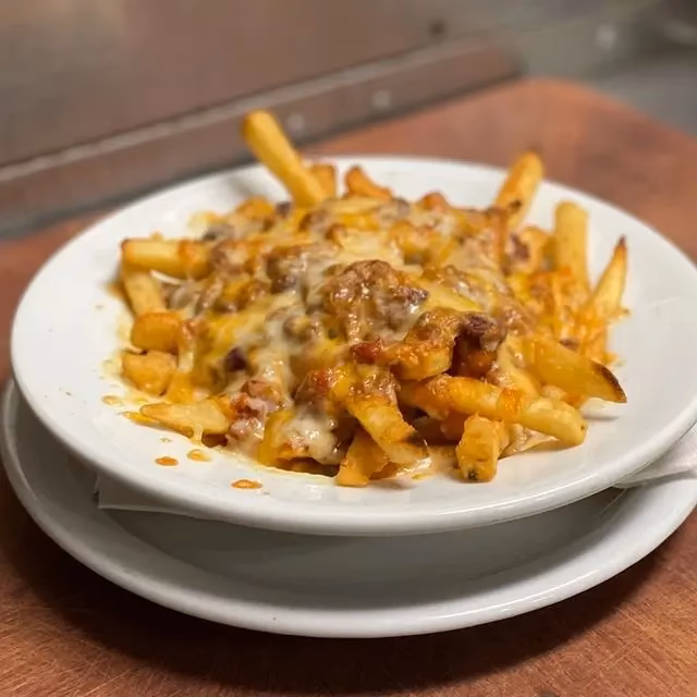 What is your opinion of fox & hound & Mulligans pizza?