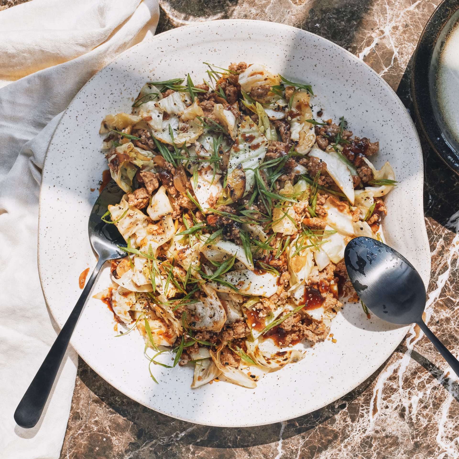 How do you make a good pizza sauce?