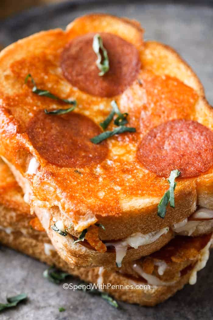 What is the difference between a pizza and a sandwich?