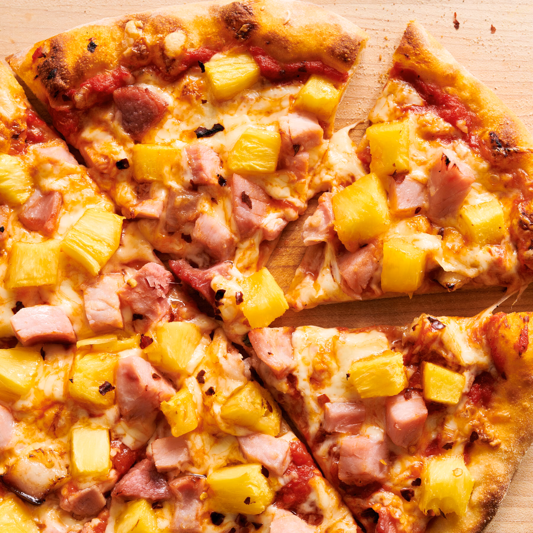 How long do you cook a pineapple pizza?