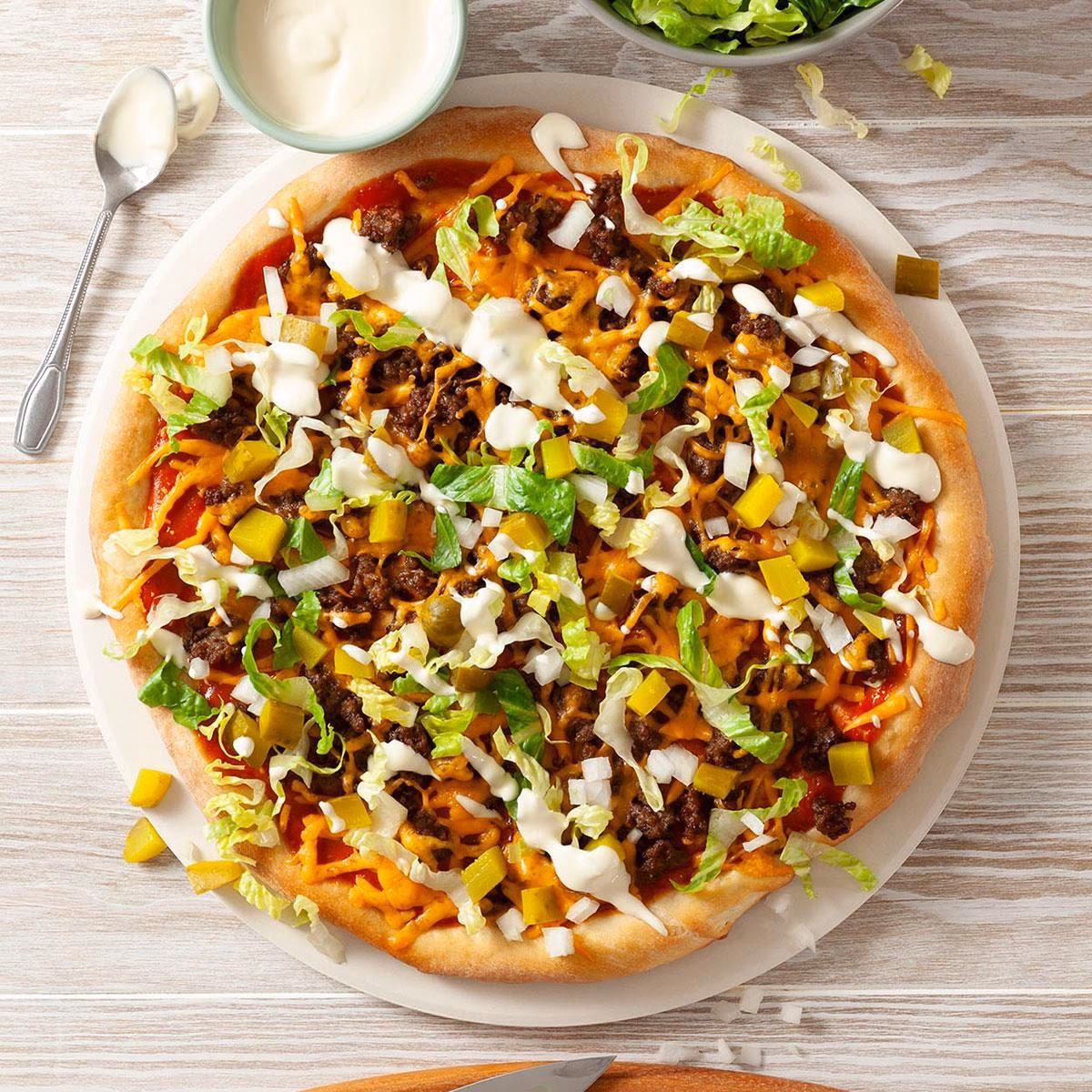 What is cheeseburger pizza?