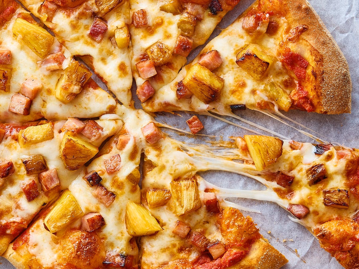 Is 'Hawaiian pizza' a product of the Hawaiian Islands?