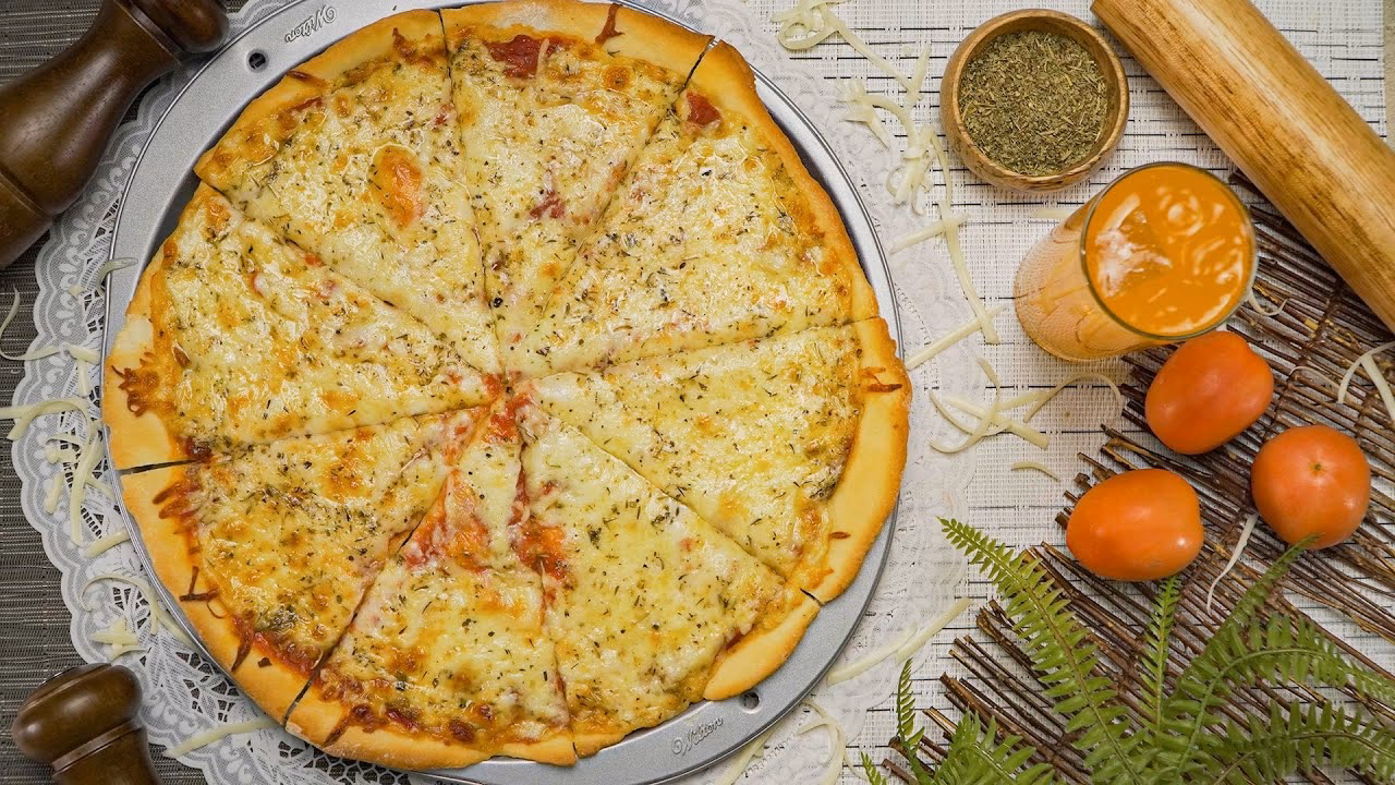 How do you bake a pizza crust?