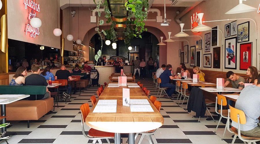 Is Iggy Pizza a good place to eat in Wroclaw?