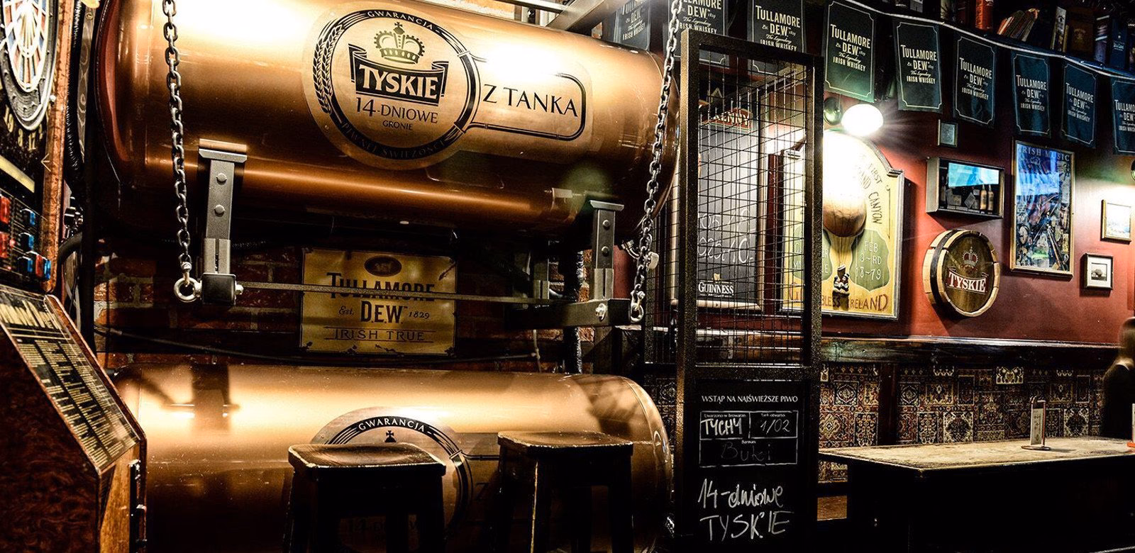 How many seats in Irish pub W rzeszowie?