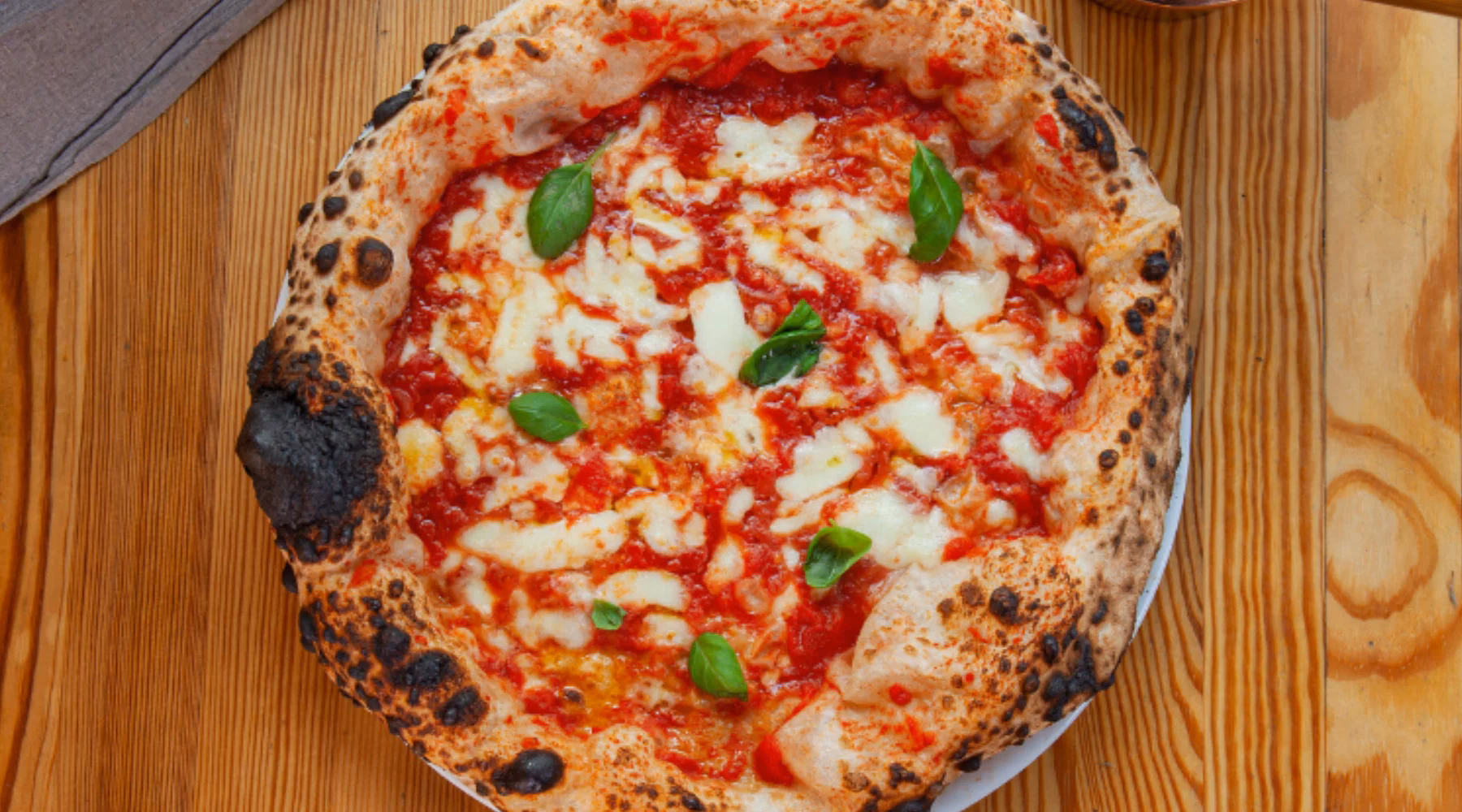 What is Neapolitan pizza?