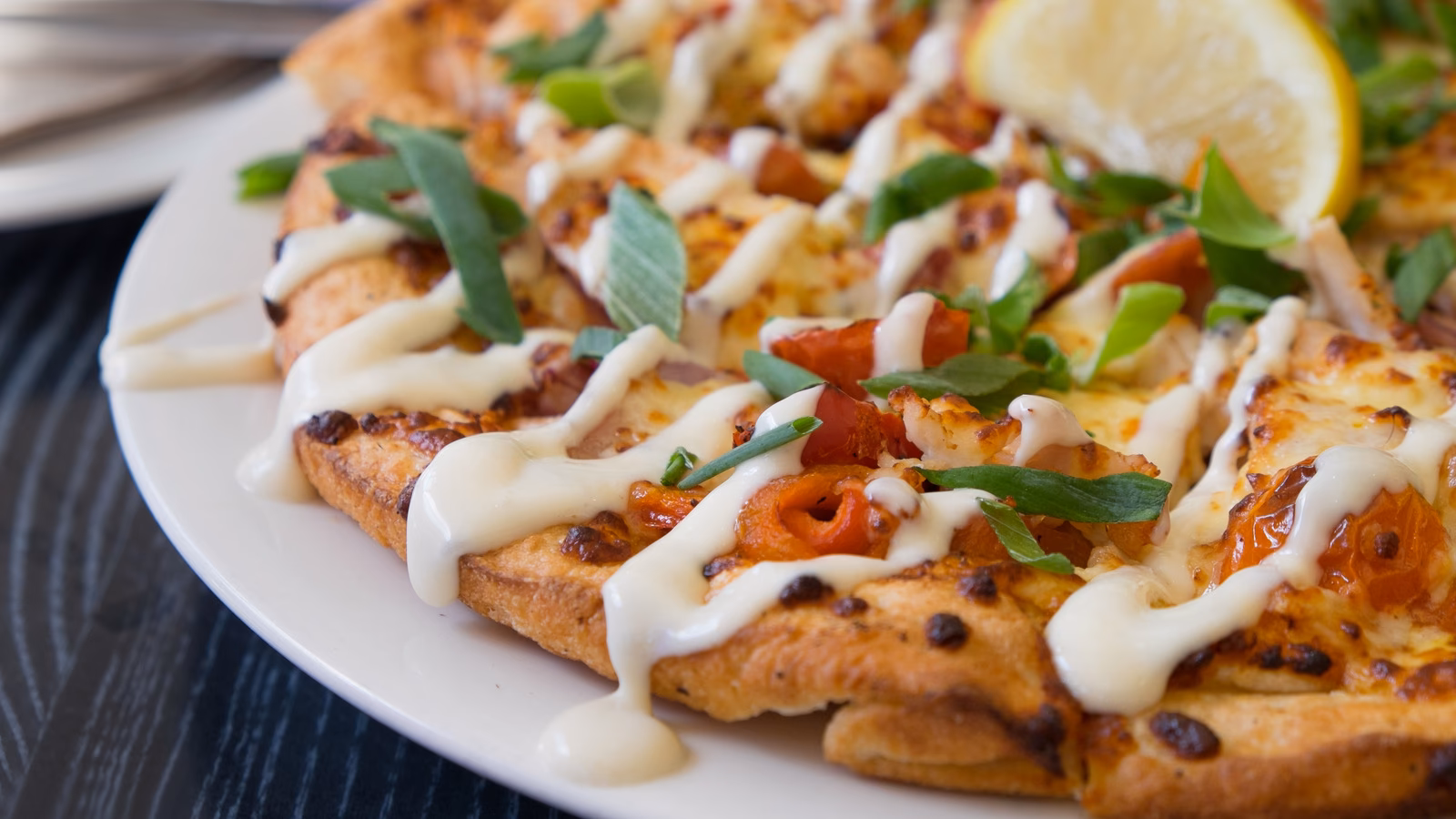 Is Mayo a good topping for pizza?