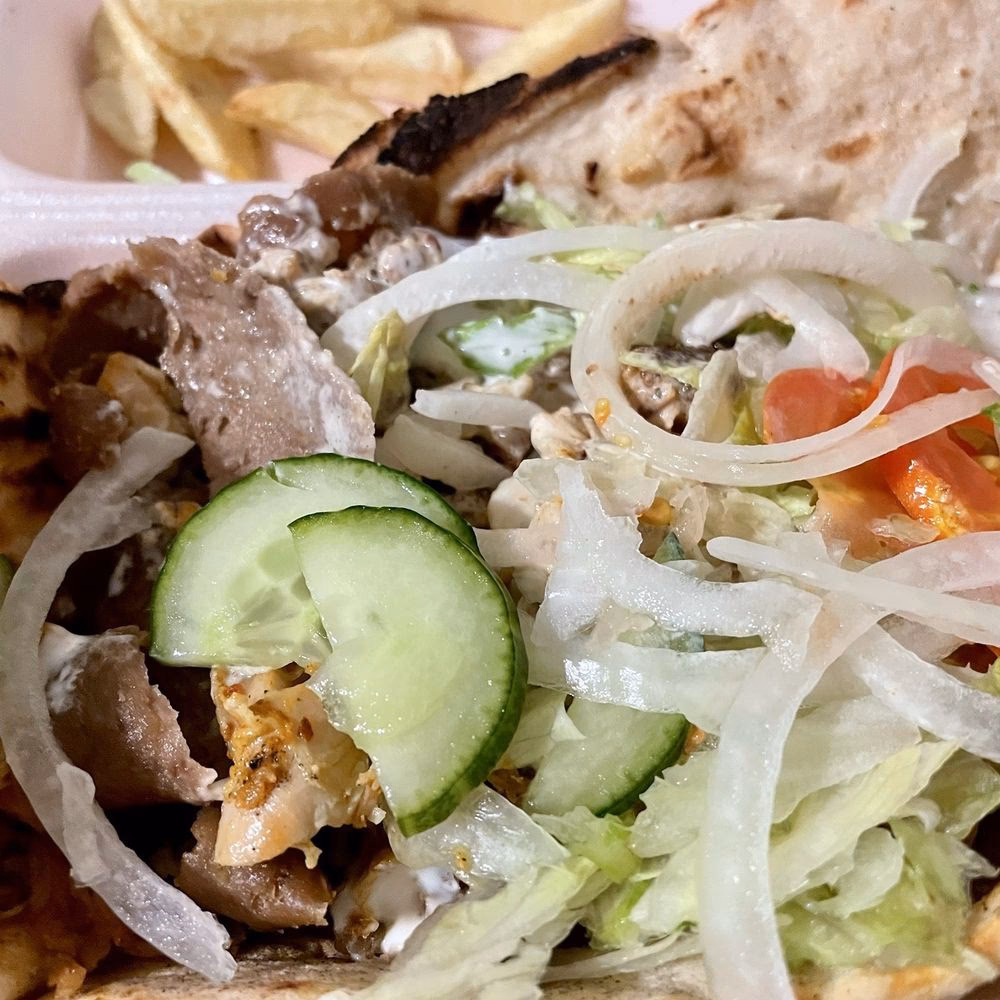 What time does Borza takeaway deliver in Balbriggan & Stamullen & Naul?