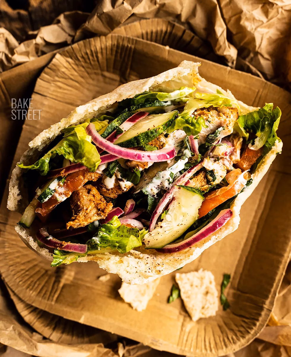 What kind of bread do kebabs eat?