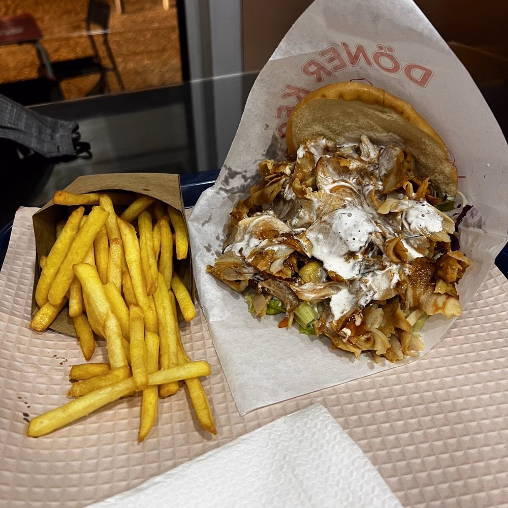 What is Melhor kebab em Lisboa?
