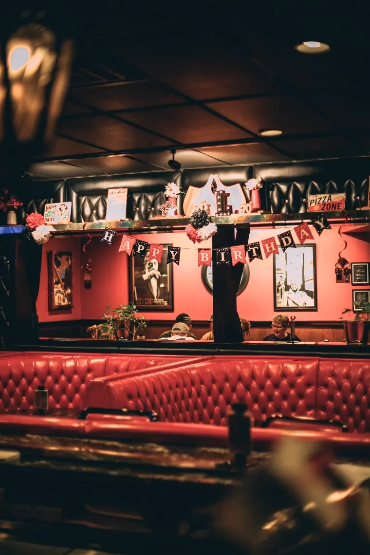 Is Leonardo's a good place to eat pizza in Cedar Rapids?