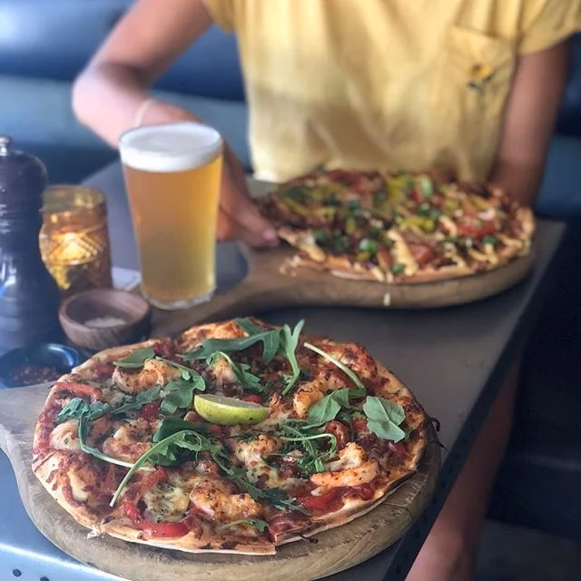 Is marilynas Pizza a good place to eat in Cremorne?
