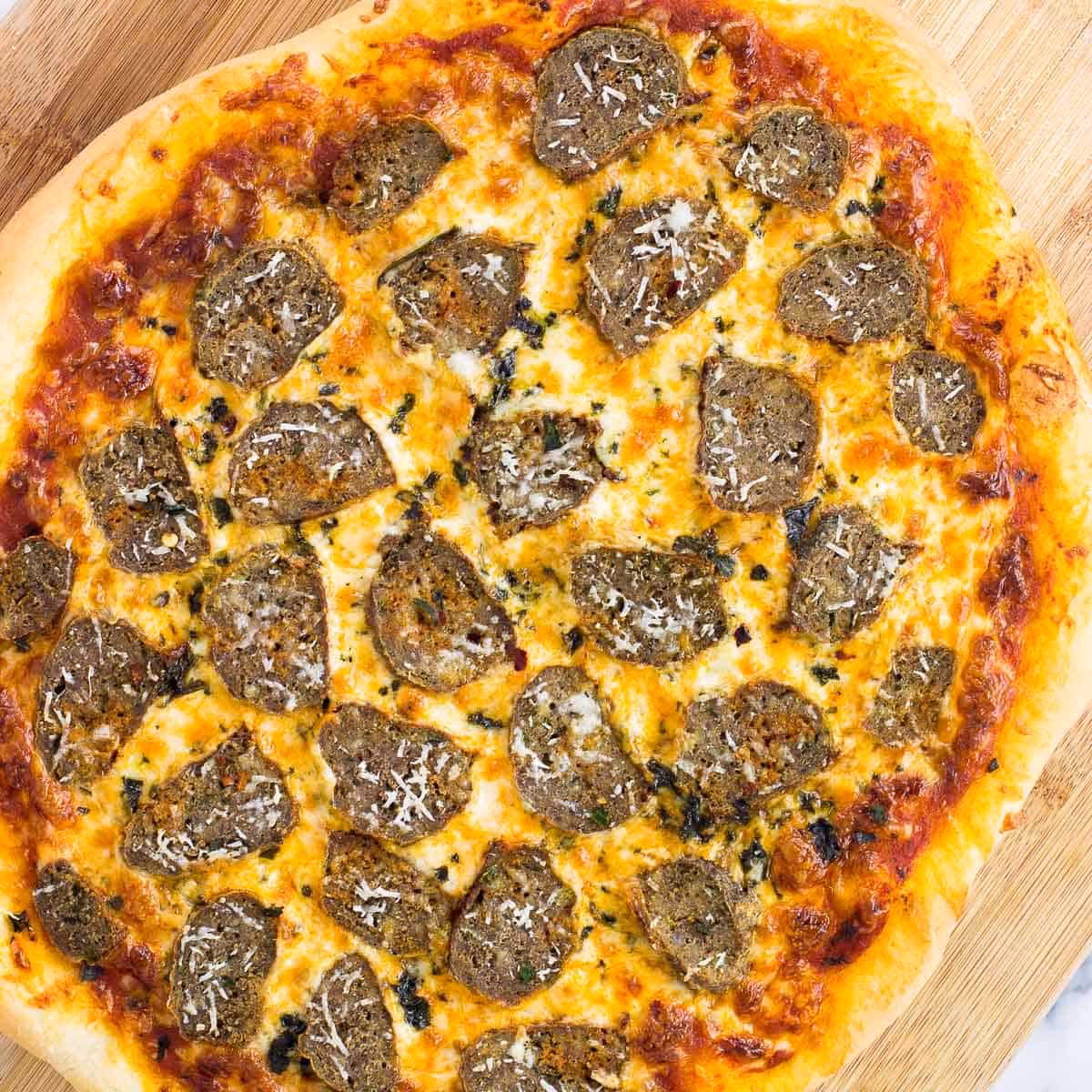 Can you put meatballs on pizza?
