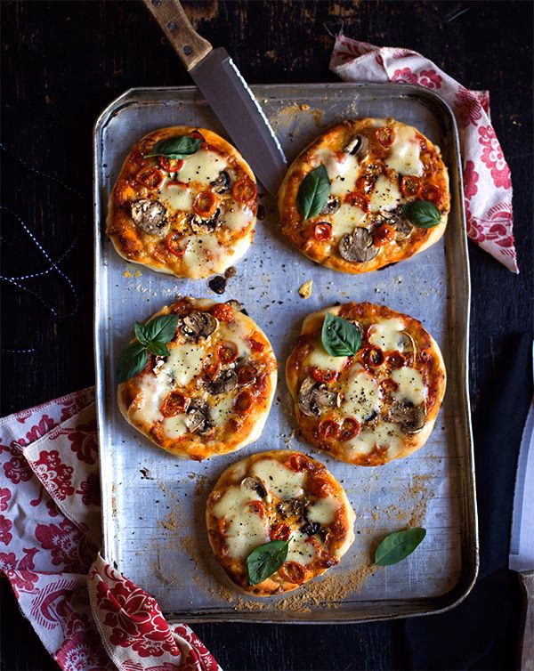 What can you do with mini pizzas?