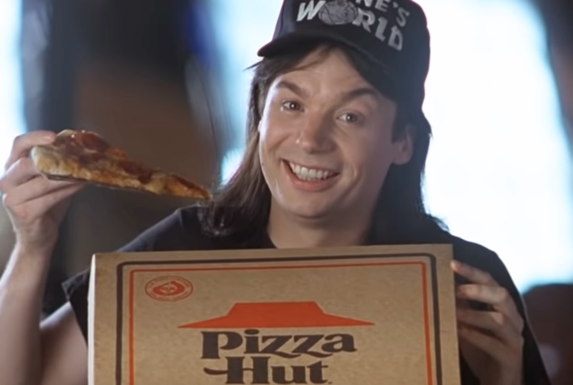 Which movies feature pizza prominently?