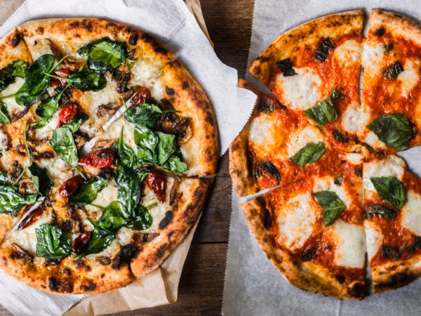 Can You bake Neapolitan pizza in a wood-fired oven?