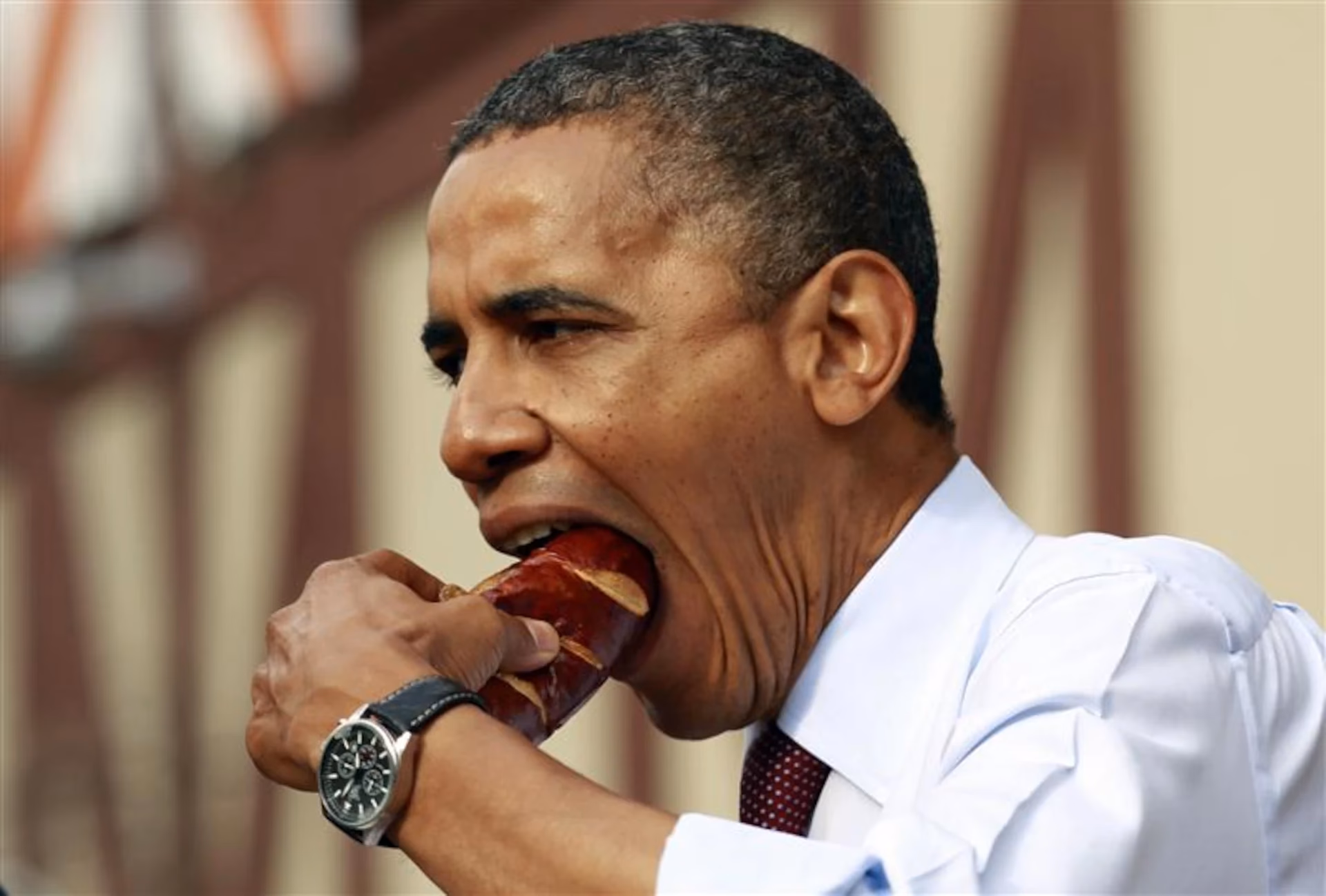 Did Obama buy a hot dog for a private party?