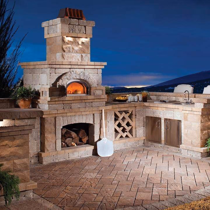 Can a pizza oven be used outside?